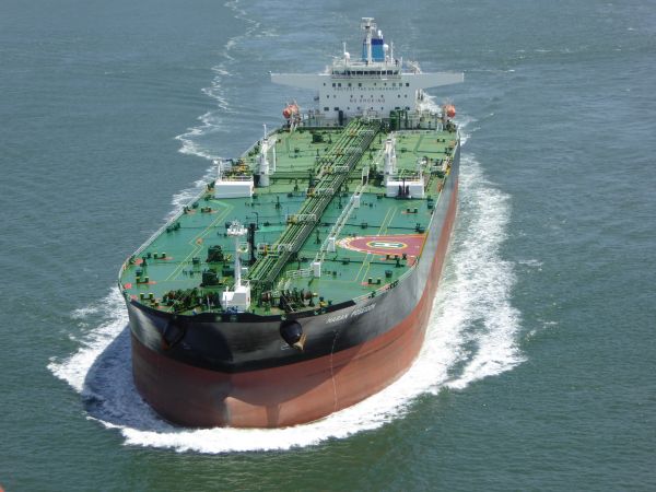 tanker_ship_oil_tanker-646138