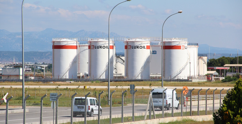 Romania-to-take-control-of-Lukoil-assets
